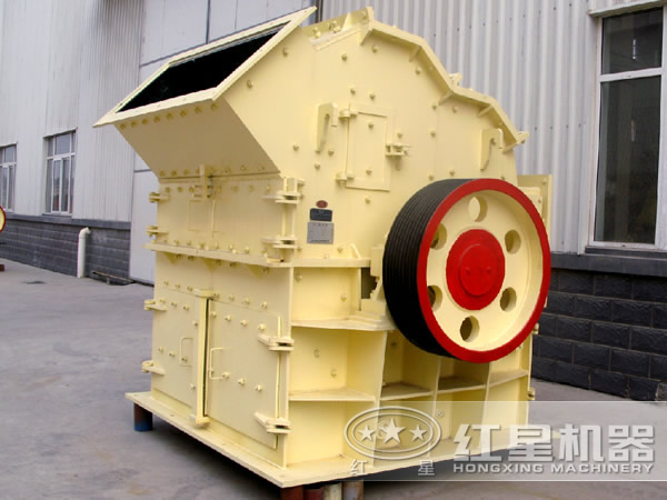 PXJ800×600型石灰石高產(chǎn)細(xì)碎機(jī)_小功率，大能力，值得一看