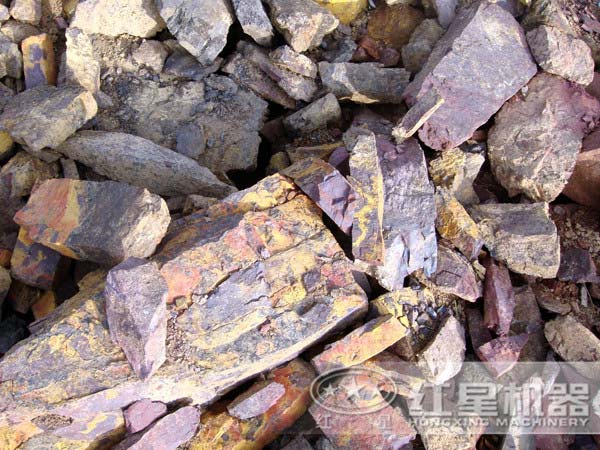 鐵礦石顎式破碎機(jī)哪家好，大概價(jià)格多少