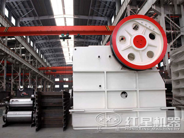 顎式破石機——石料廠的戰(zhàn)斗機，石頭的變形機