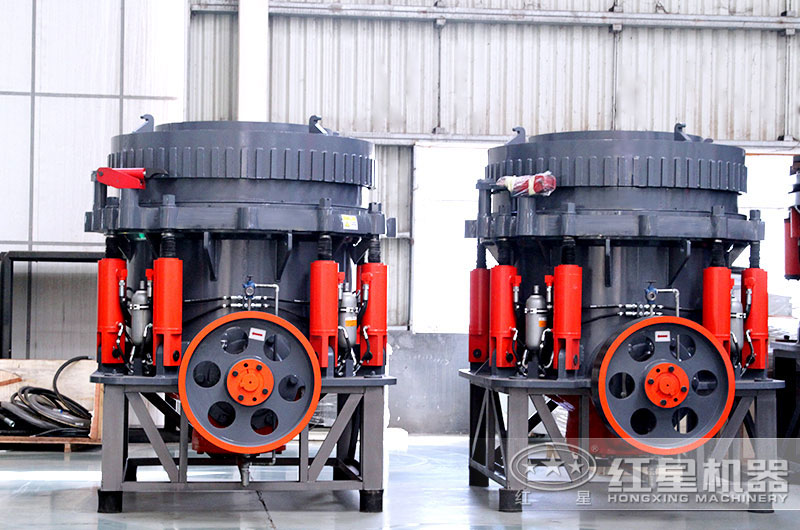含鐵的石頭用什么破碎機(jī)粉碎比較好？