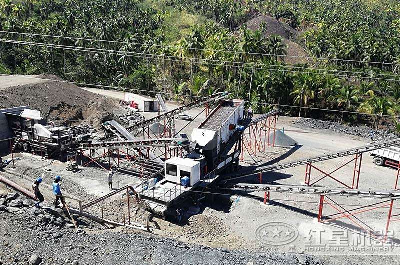 兩臺移動破碎機搭配作業(yè)出12、13青石子