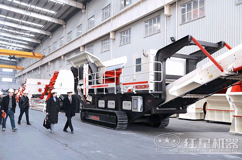 想找型號全、價格優(yōu)惠的履帶液壓巖石破碎機廠家，來這里！