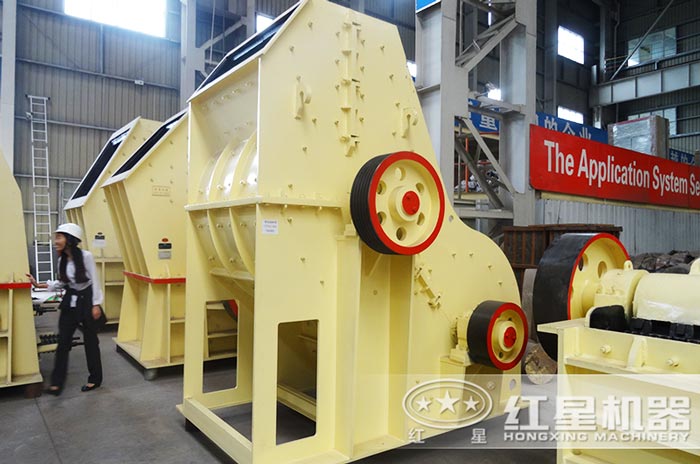 煤矸石磚廠用什么粉碎機(jī)好？推薦雙級(jí)粉碎機(jī)，無(wú)篩底，效率更高