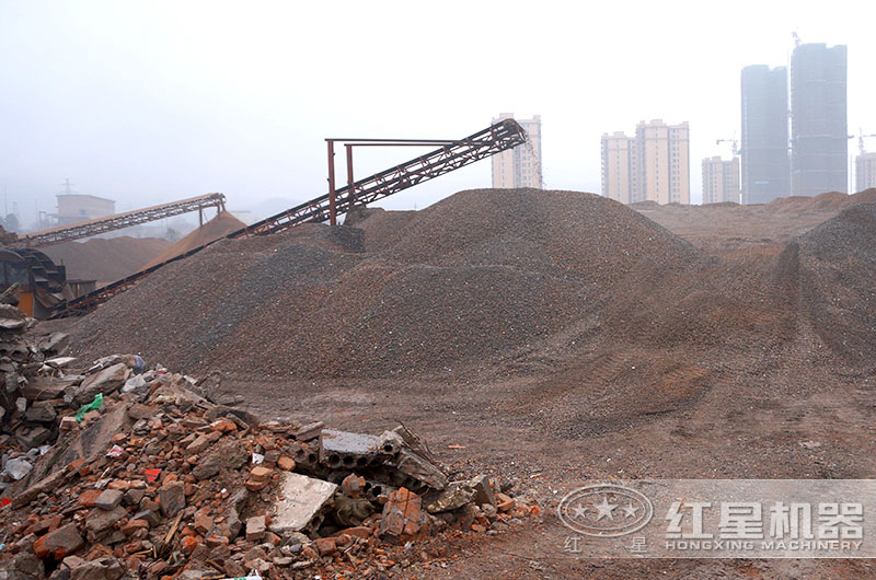 建筑垃圾變廢為磚設備多少錢，建筑垃圾做的磚多少錢一塊？